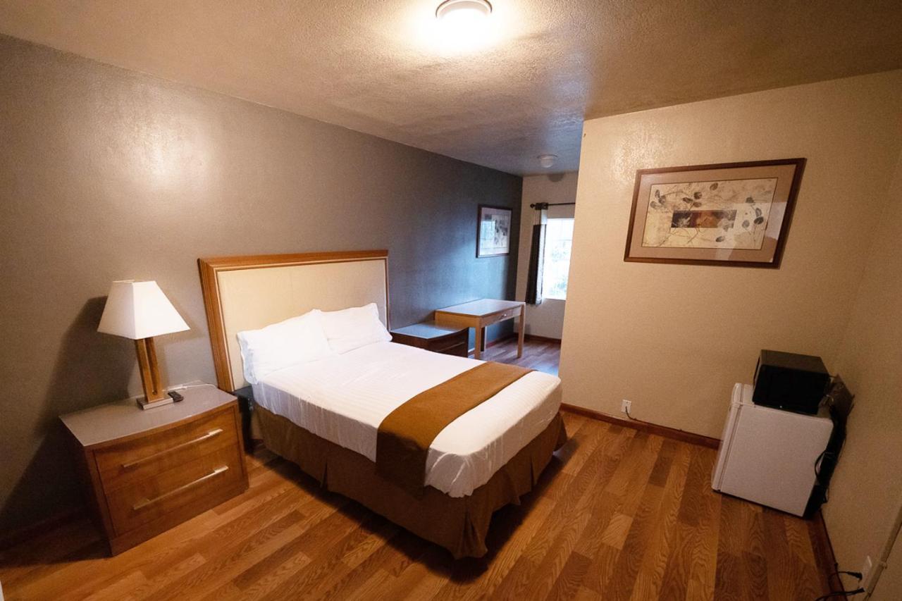 Stay Inn Suite Stockton Buitenkant foto