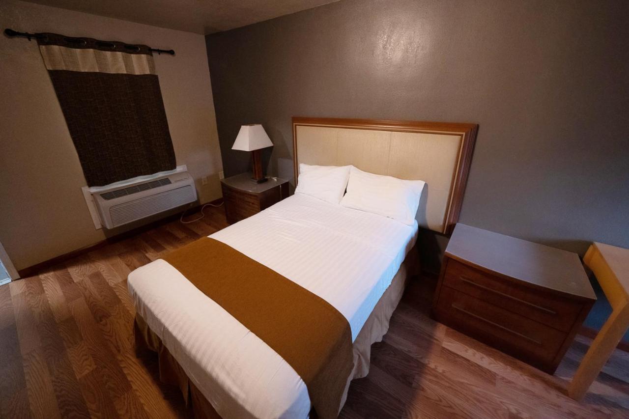 Stay Inn Suite Stockton Buitenkant foto
