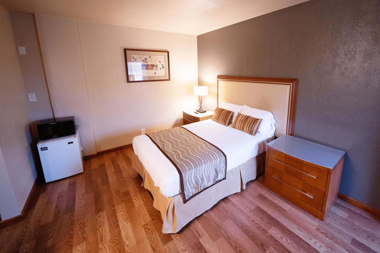 Stay Inn Suite Stockton Buitenkant foto