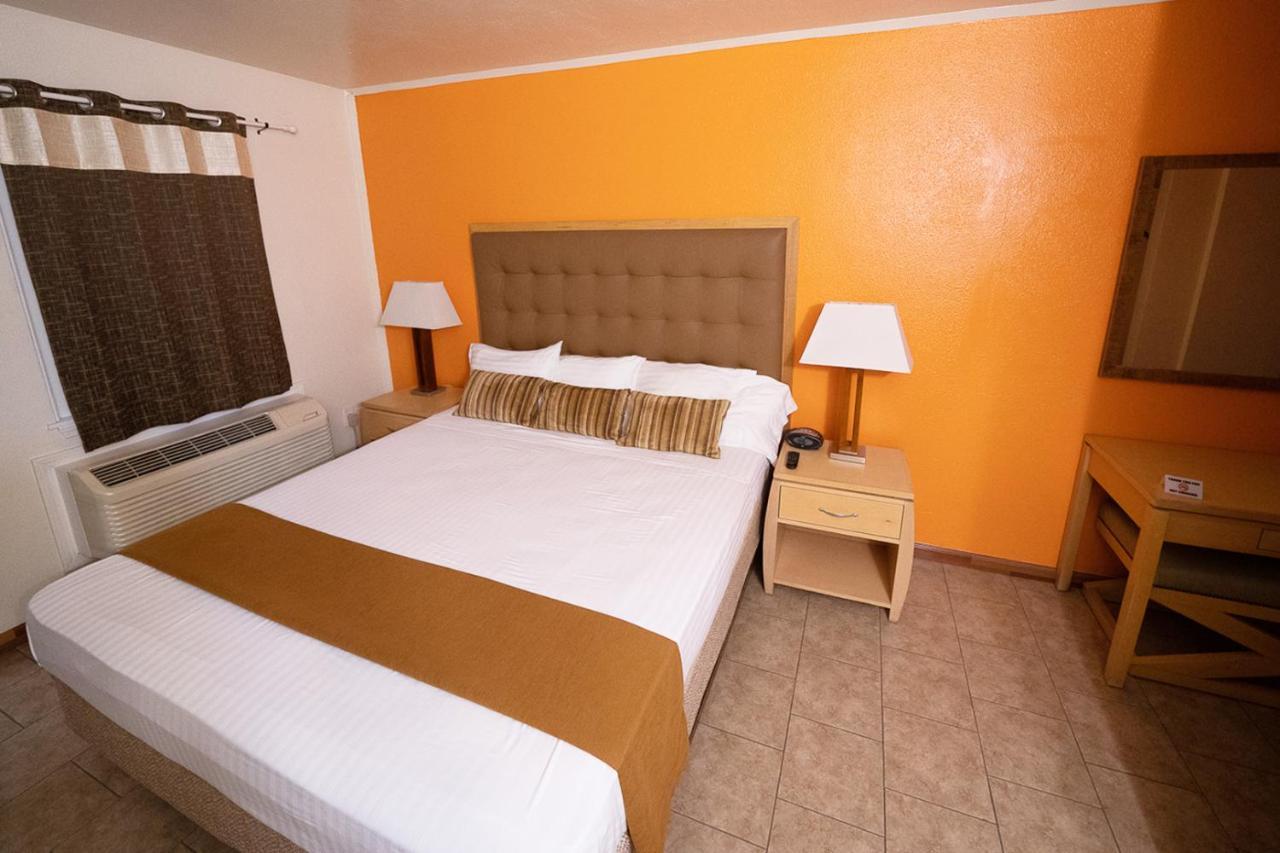 Stay Inn Suite Stockton Buitenkant foto